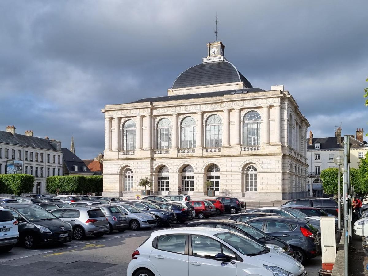 Bel Appart - Rez-De-Chaussee - Hyper Centre Saint-Omer  Exterior photo
